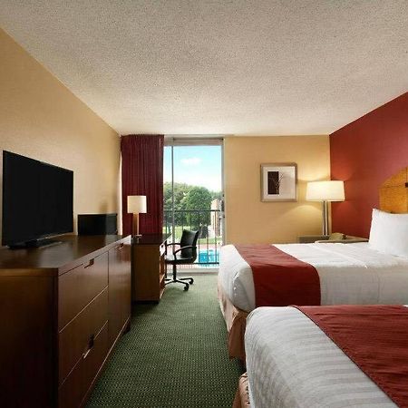 Отель Baymont By Wyndham Salem Roanoke Area Экстерьер фото