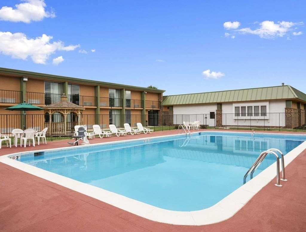 Отель Baymont By Wyndham Salem Roanoke Area Удобства фото